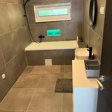 Semesterbostad Tallian